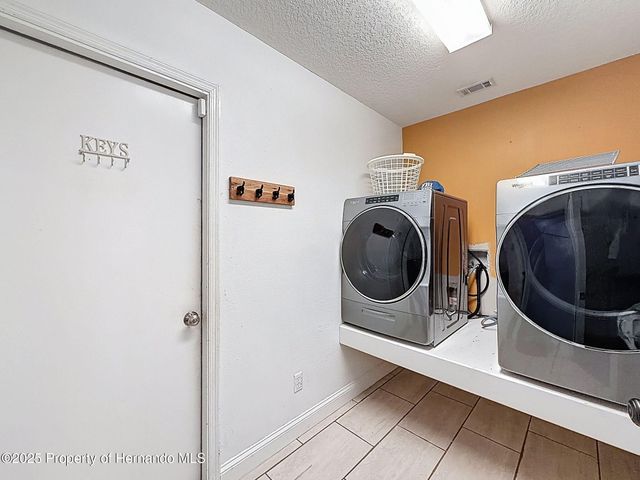 11 Maidenbush Court, Homosassa, FL 34446