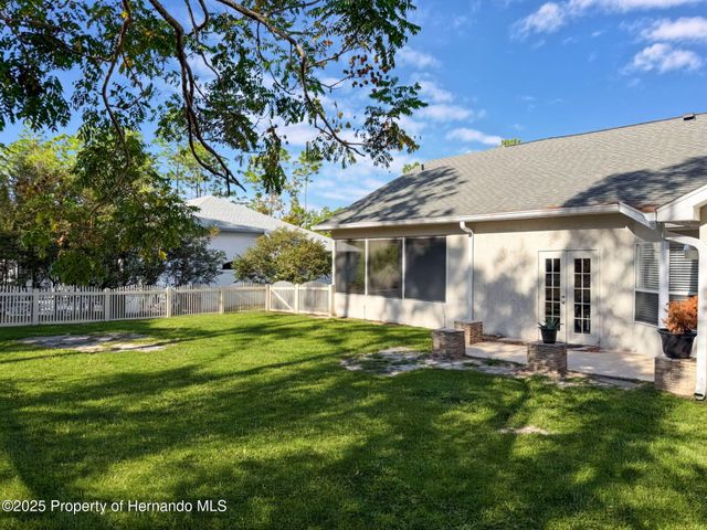 11 Maidenbush Court, Homosassa, FL 34446