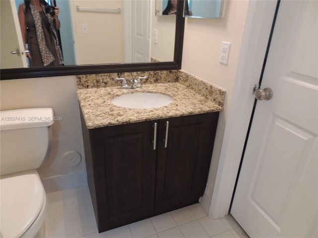 2640 S University Drive 117, Davie, FL 33328