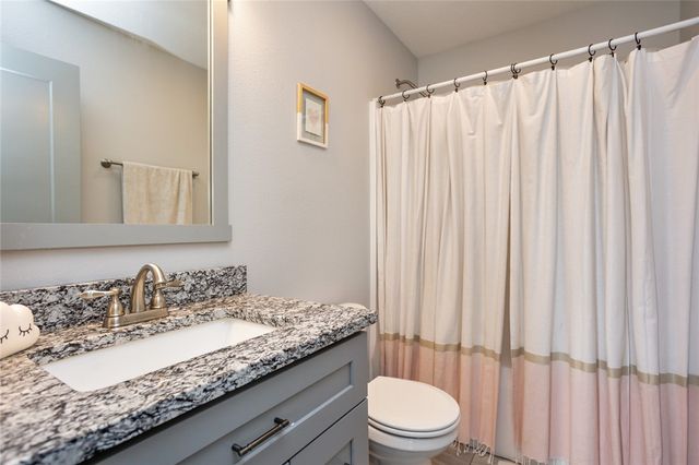 1920 Roebling Road, Adel, IA 50003