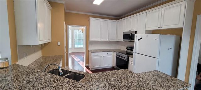 349 Hardin Home Way, Lawrenceville, GA 30043