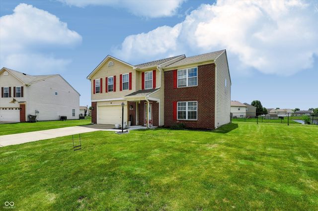 9625 Treyburn Lakes Drive, Indianapolis, IN 46239