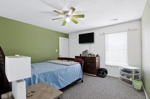 9625 Treyburn Lakes Drive, Indianapolis, IN 46239