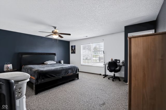 9625 Treyburn Lakes Drive, Indianapolis, IN 46239
