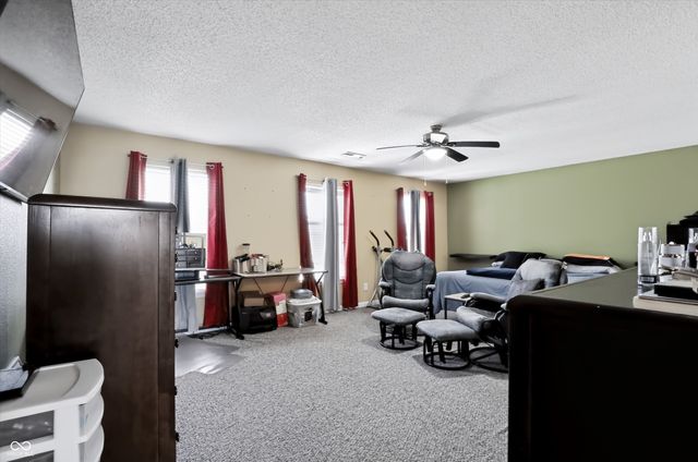 9625 Treyburn Lakes Drive, Indianapolis, IN 46239