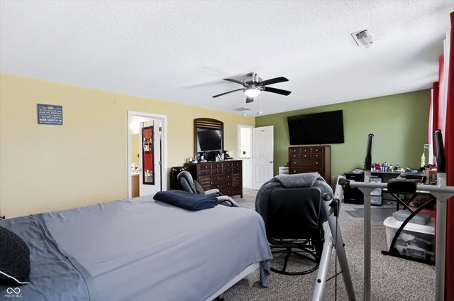 9625 Treyburn Lakes Drive, Indianapolis, IN 46239