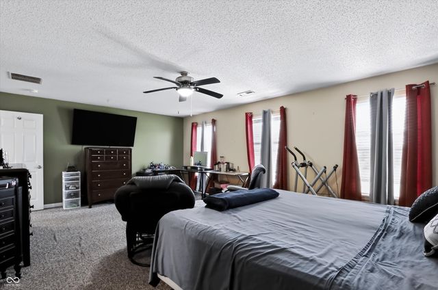 9625 Treyburn Lakes Drive, Indianapolis, IN 46239