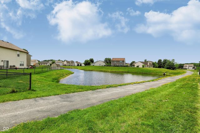 9625 Treyburn Lakes Drive, Indianapolis, IN 46239