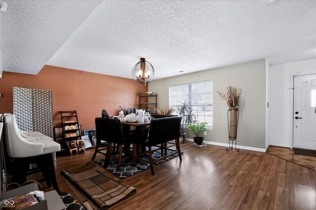 9625 Treyburn Lakes Drive, Indianapolis, IN 46239