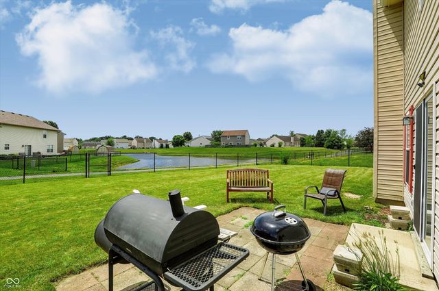 9625 Treyburn Lakes Drive, Indianapolis, IN 46239