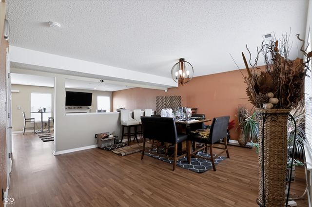 9625 Treyburn Lakes Drive, Indianapolis, IN 46239