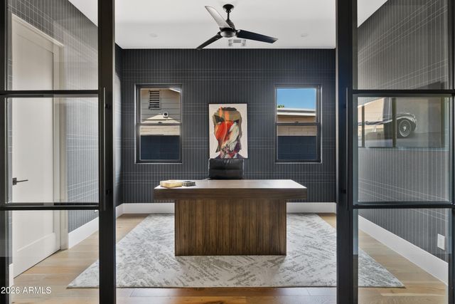 4224 E EARLL Drive, Phoenix, AZ 85018