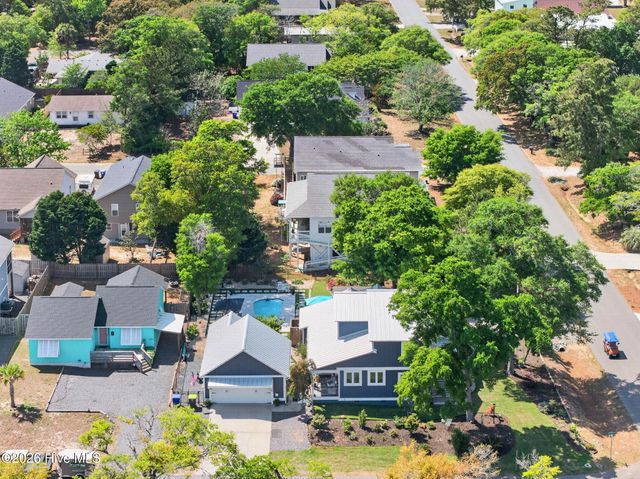 3505 E Yacht Drive, Oak Island, NC 28465