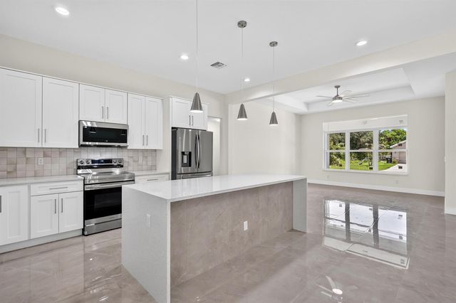 655 SW Seagull Terrace, Port St. Lucie, FL 34953