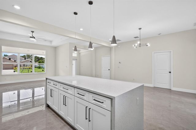 655 SW Seagull Terrace, Port St. Lucie, FL 34953