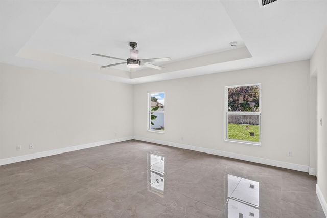 655 SW Seagull Terrace, Port St. Lucie, FL 34953