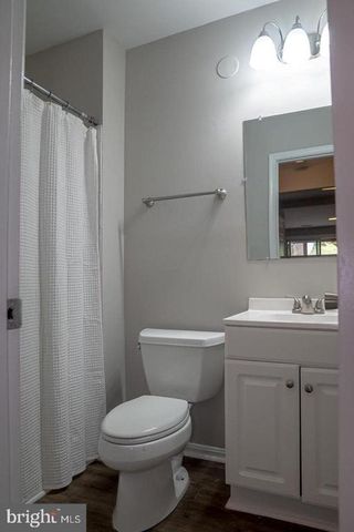 10732 WAKEMAN DR, Fredericksburg, VA 22407