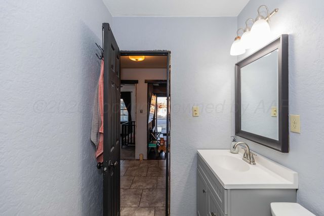 1120 E FRANCIS Avenue, Pampa, TX 79065