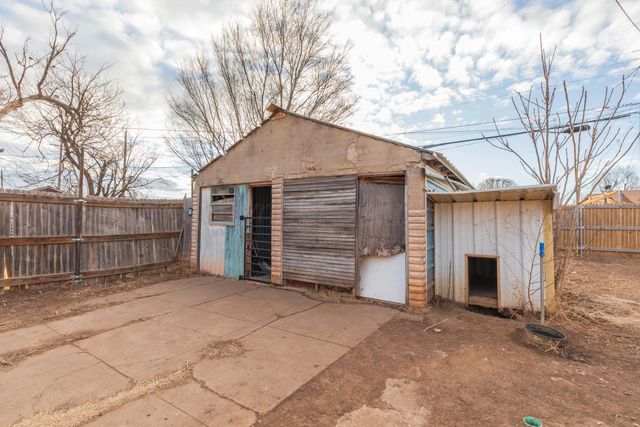 1120 E FRANCIS Avenue, Pampa, TX 79065