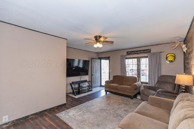 1120 E FRANCIS Avenue, Pampa, TX 79065