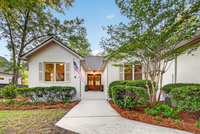 303 Ayers Circle, Summerville, SC 29485