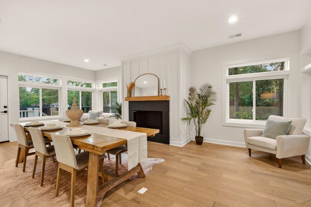 303 Ayers Circle, Summerville, SC 29485