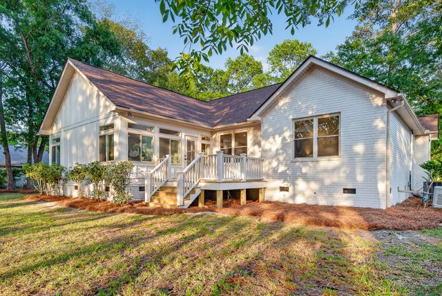 303 Ayers Circle, Summerville, SC 29485