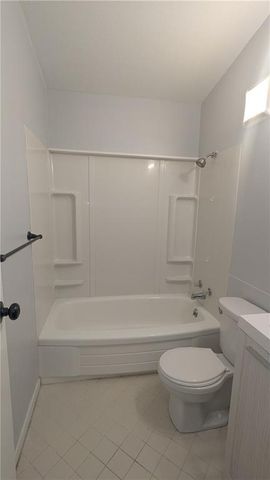 8602 E 91st Terrace, Kansas City, MO 64138
