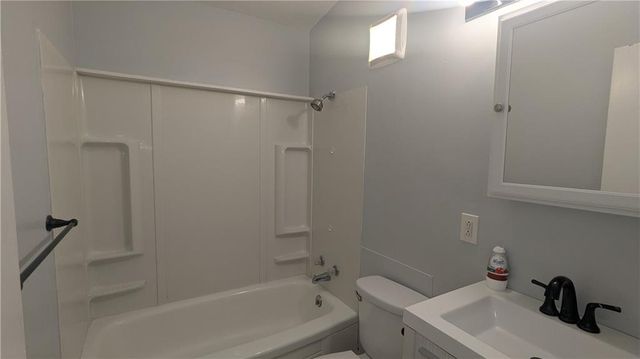 8602 E 91st Terrace, Kansas City, MO 64138