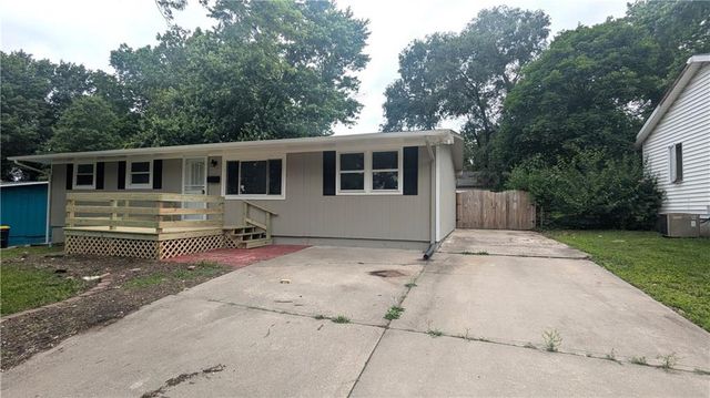 8602 E 91st Terrace, Kansas City, MO 64138