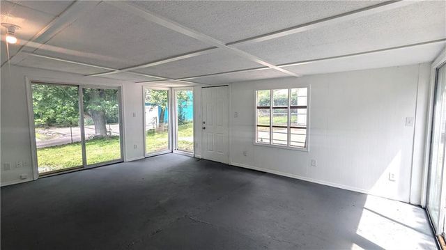 8602 E 91st Terrace, Kansas City, MO 64138