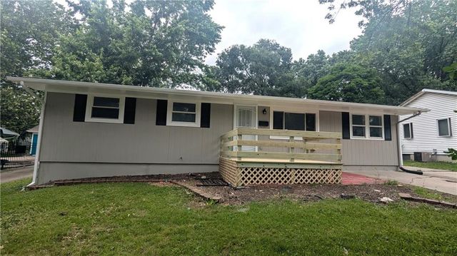 8602 E 91st Terrace, Kansas City, MO 64138