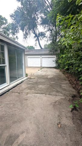 8602 E 91st Terrace, Kansas City, MO 64138