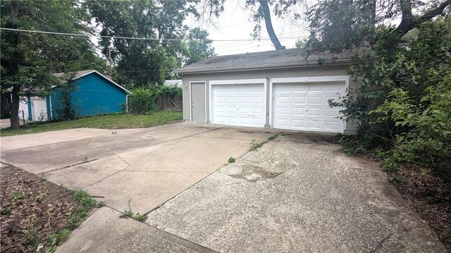 8602 E 91st Terrace, Kansas City, MO 64138
