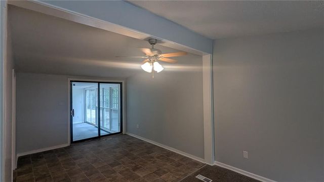 8602 E 91st Terrace, Kansas City, MO 64138