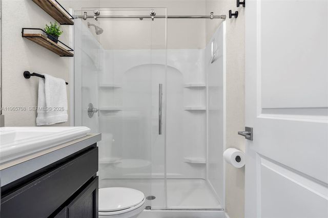 2819 NW 181st St, Miami Gardens, FL 33056