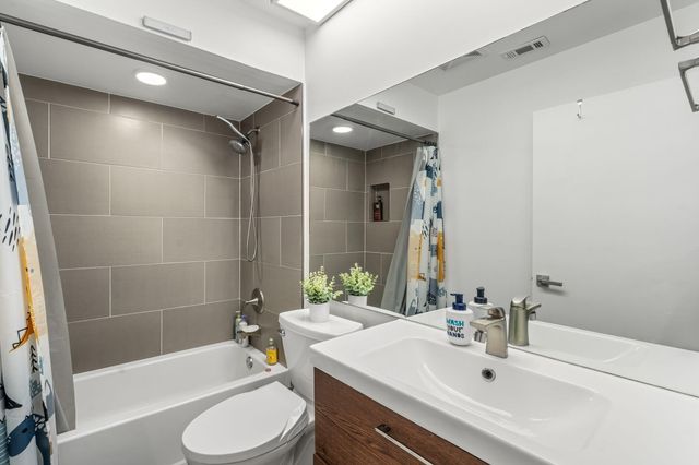 600 Crosswinds Drive C2, Greenacres, FL 33413