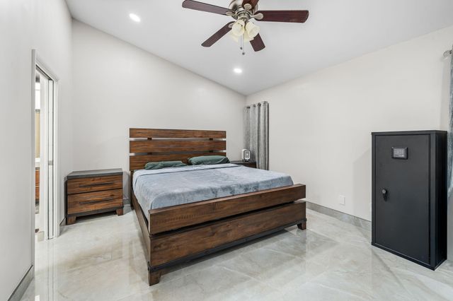 600 Crosswinds Drive C2, Greenacres, FL 33413