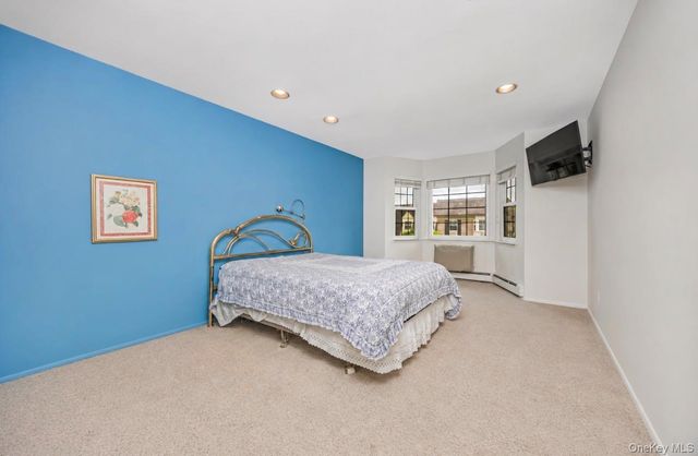 20725 Darren Drive 1804, Bayside, NY 11360