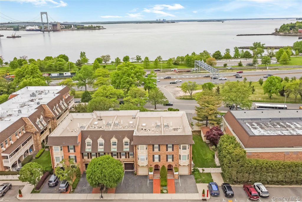 20725 Darren Drive 1804, Bayside, NY 11360