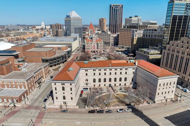 350 Saint Peter Street 1102, Saint Paul, MN 55102