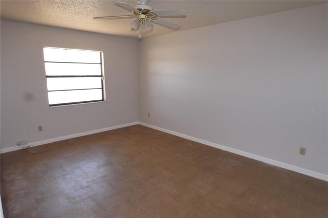 9201 7TH STREET N, St Petersburg, FL 33702