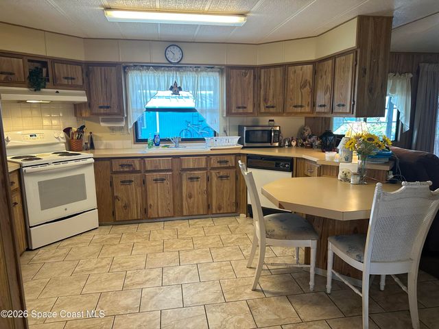 519 Puffin Drive, Barefoot Bay, FL 32976