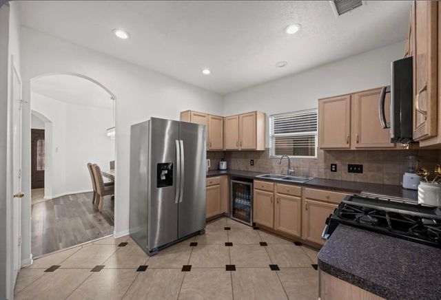 2202 Chelsea Vale Drive, Fresno, TX 77545
