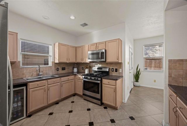 2202 Chelsea Vale Drive, Fresno, TX 77545