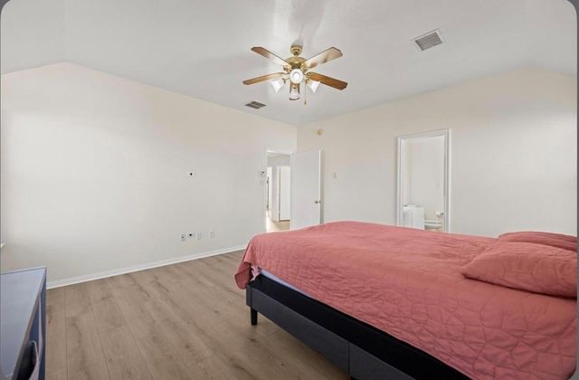 2202 Chelsea Vale Drive, Fresno, TX 77545