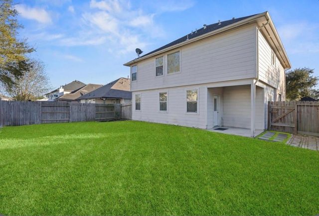 2202 Chelsea Vale Drive, Fresno, TX 77545