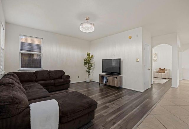 2202 Chelsea Vale Drive, Fresno, TX 77545