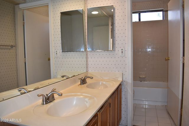 20631 N 6TH Drive, Phoenix, AZ 85027