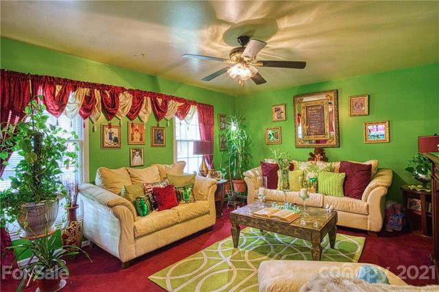 6222 Bonnybrook Lane, Charlotte, NC 28212